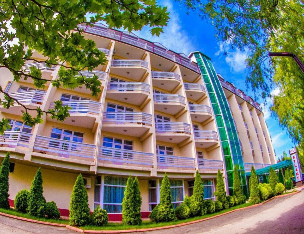 Atlant Hotel นาบรัน ภายนอก รูปภาพ