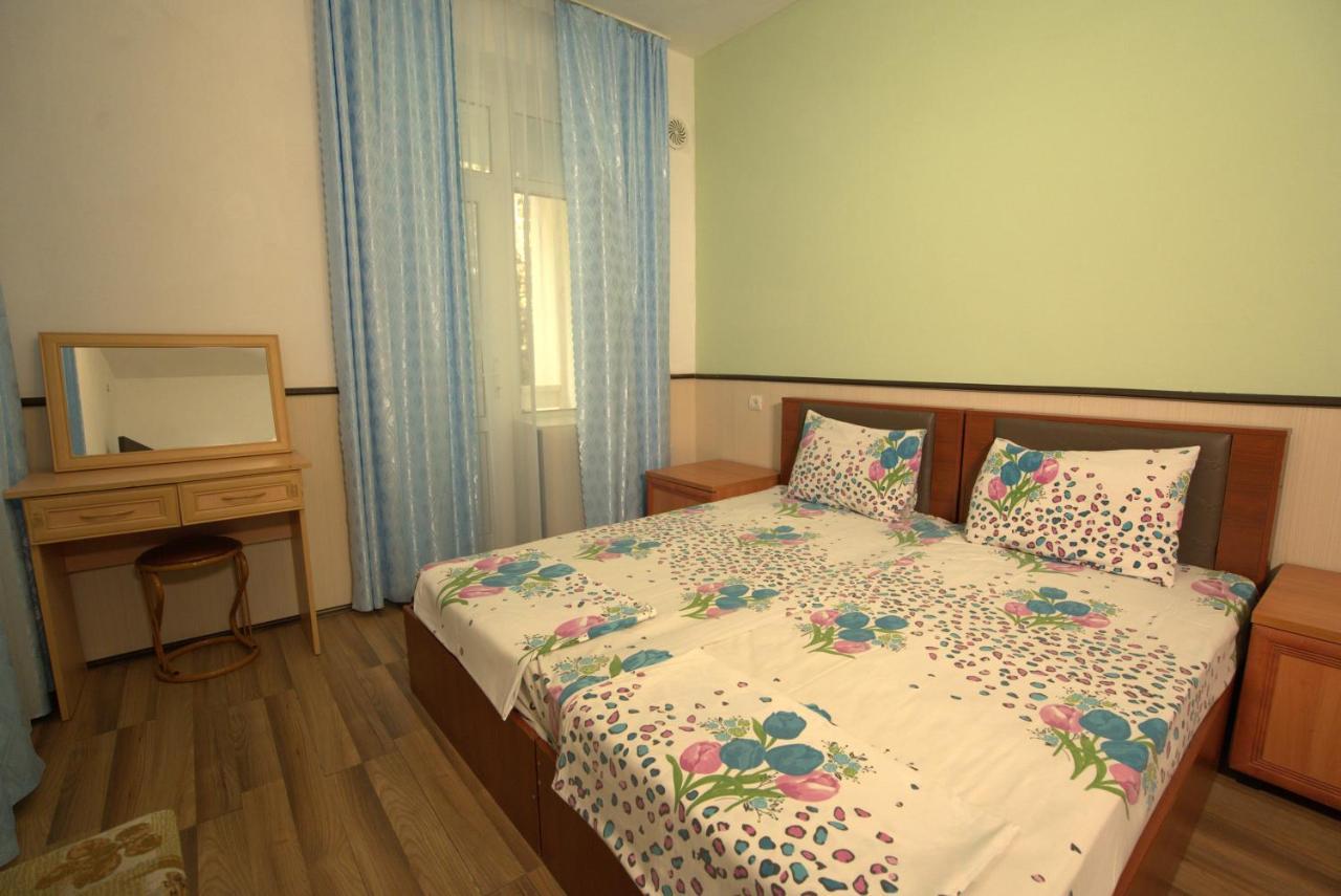 Atlant Hotel นาบรัน ภายนอก รูปภาพ