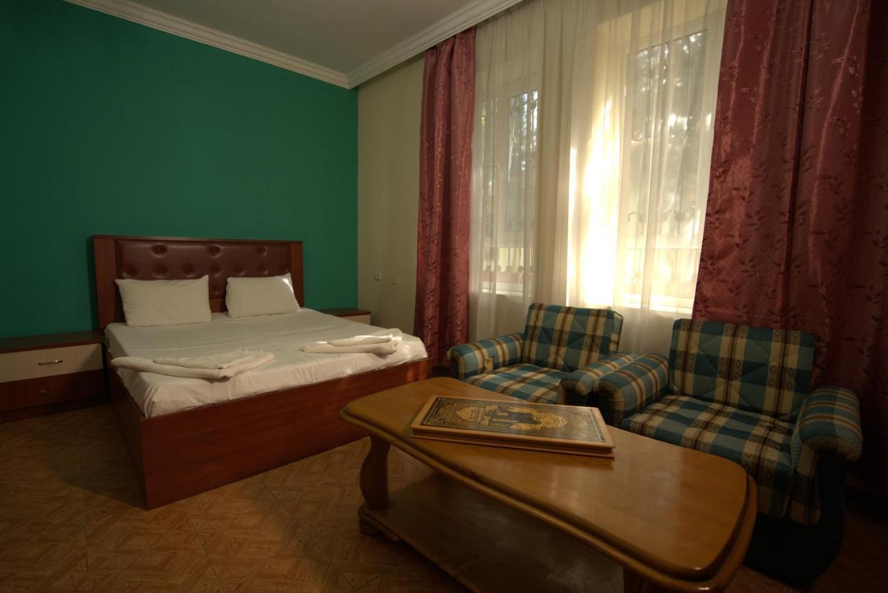 Atlant Hotel นาบรัน ภายนอก รูปภาพ